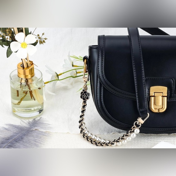 Purse Chain Charm Black Pink Leather Gold Chain Pearls Camellia Flower Unbranded - Picture 11 of 12